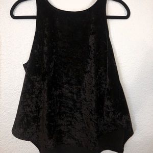 ❗️SOLD❗️Like new black and purple velvet tank tops